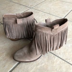 Frindged Ankle Boots